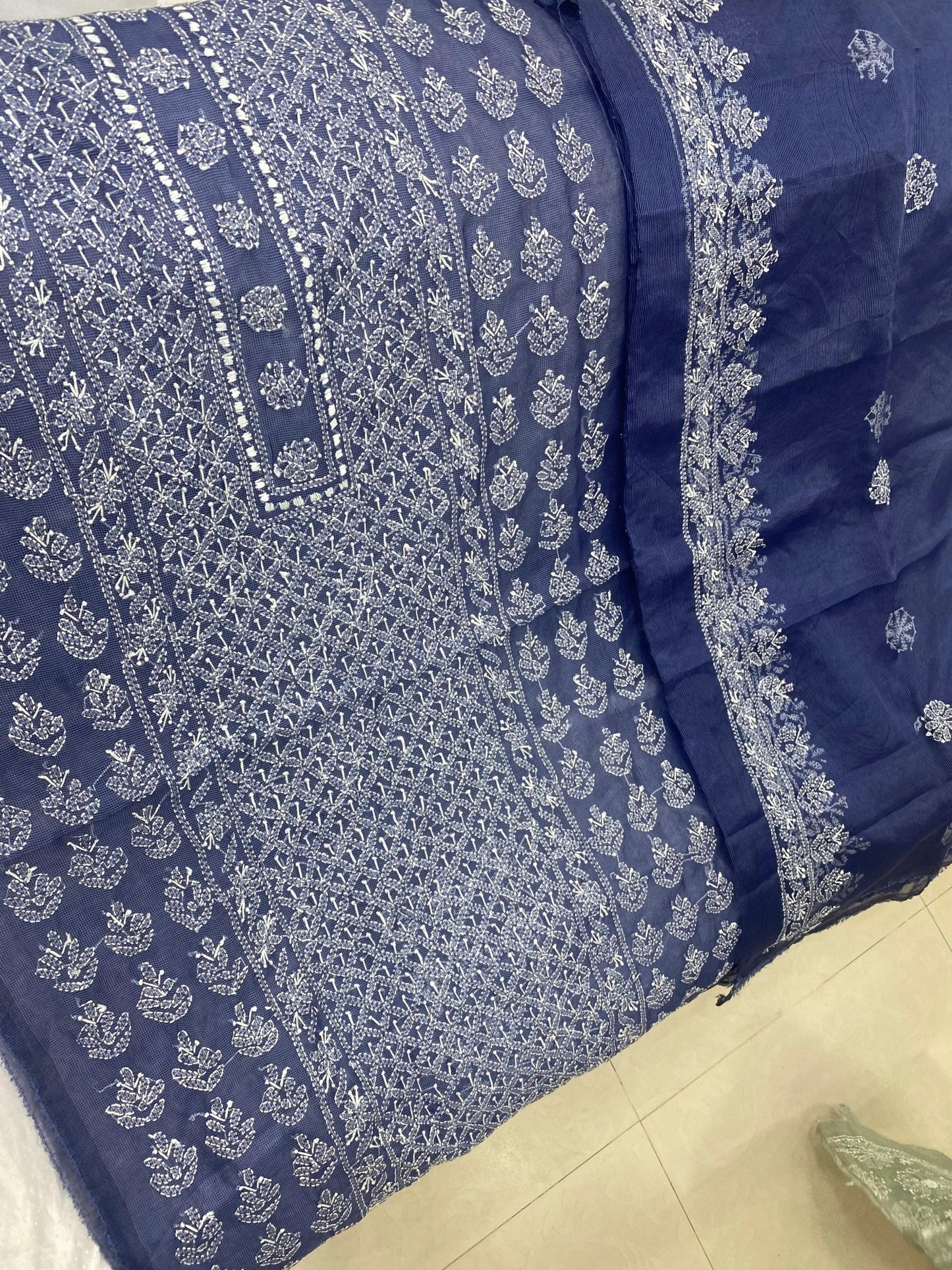Beautifull Chicken Kari With Pakka Hand Embroidery Work Collection 2Pc - Aura - Almora(Women Fashion)