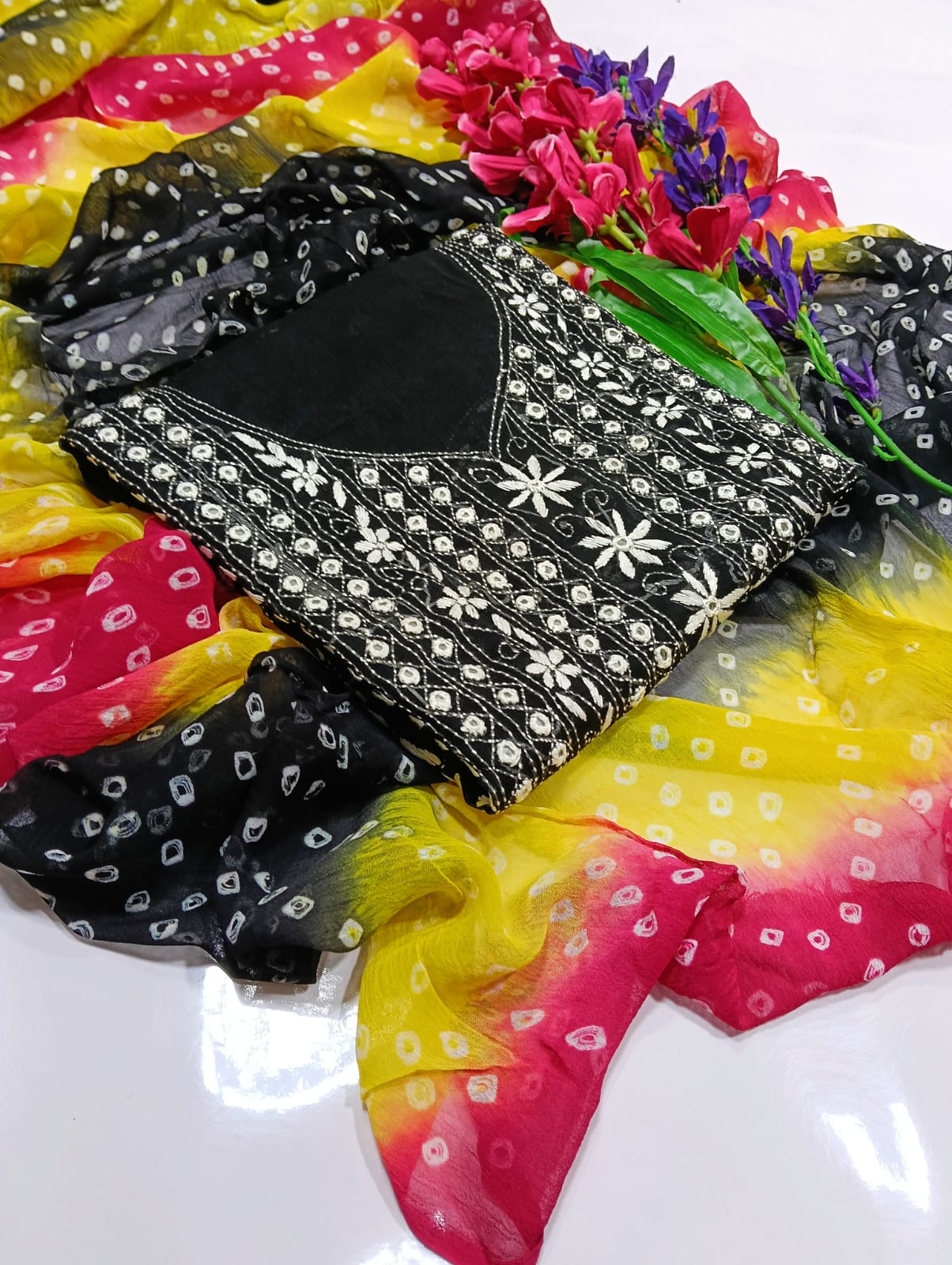 Beautifull Chuniri With Pakka Tanka Hand Embroidery And Mirror Work Collection - Aura - Almora(Women Fashion)