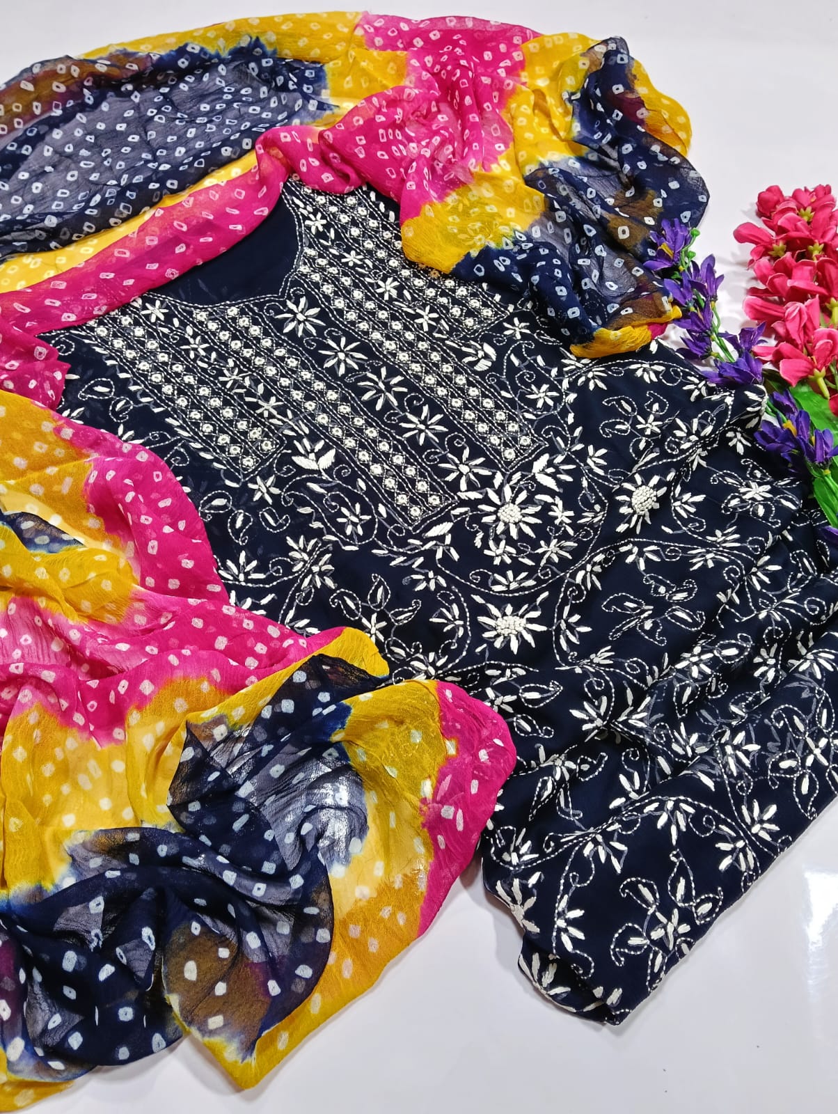 Beautifull Chuniri With Pakka Tanka Hand Embroidery And Mirror Work Collection - Aura - Almora(Women Fashion)