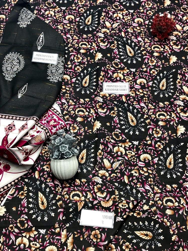 3 PCs women's Unstiched Khaddar Printed Suit
