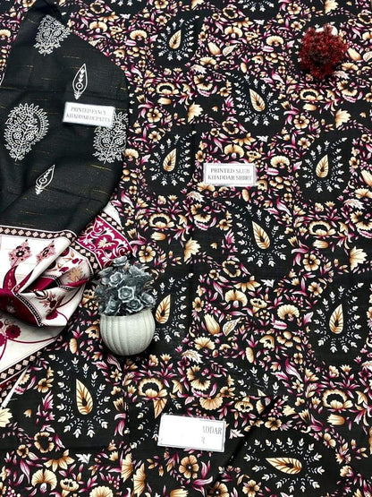 3 PCs women's Unstiched Khaddar Printed Suit